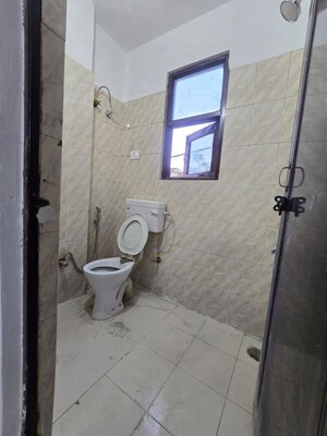 Bathroom in 1 BHK Builder Floor at Neb Sarai – for Rent
