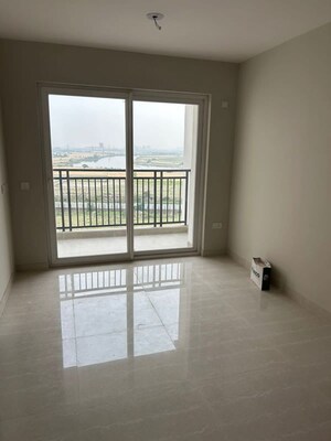 Room in 2 BHK Apartment at Eldeco Live By The Greens, Sector 150 – for Sale