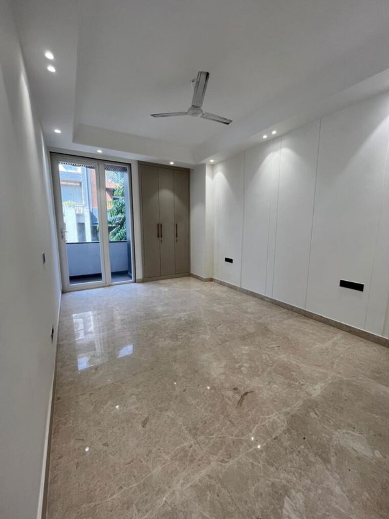 Room, greater kailash i 3 Bedroom 1800 Sq.Ft. Builder Floor In Greater Kailash I Delhi 10273921