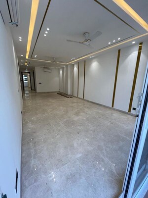 Room in 3 BHK Builder Floor at Greater Kailash I – for Sale