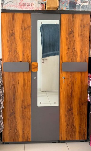 Bedroom in 3 BHK Apartment at Vishwanath Maher Homes 4, Shela – for Rent