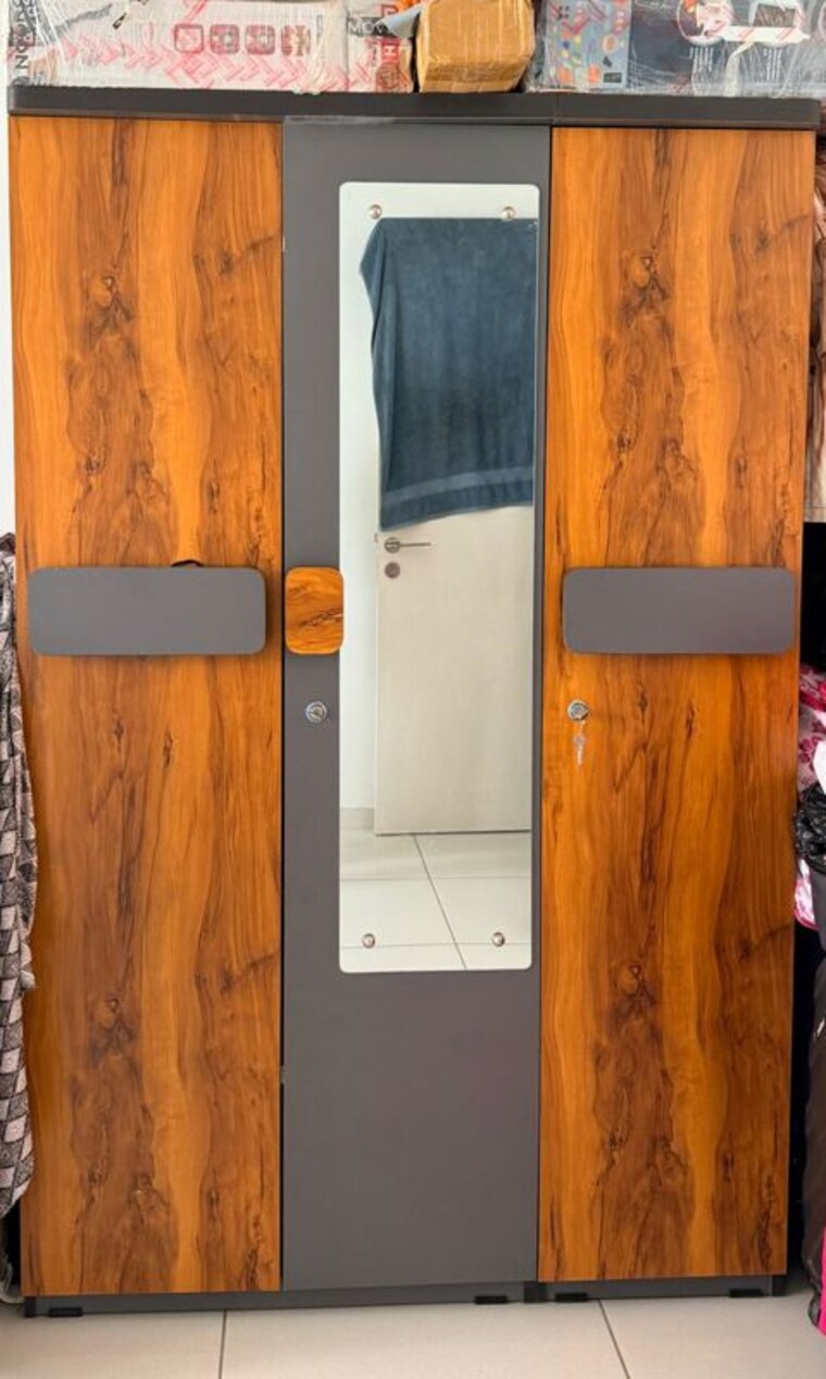 Bedroom, vishwanath-maher-homes-4 3 Bedroom 1750 Sq.Ft. Apartment In Shela Ahmedabad 10273922