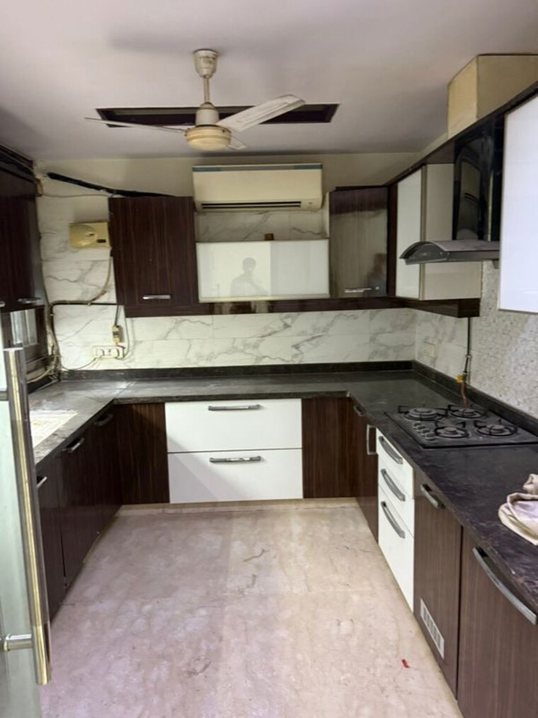 Kitchen, nizamuddin 3 Bedroom 1800 Sq.Ft. Builder Floor In Nizamuddin Delhi 10274044