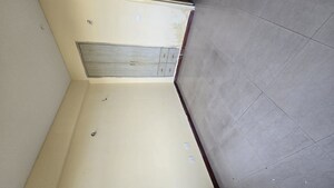 Room in 3 BHK Apartment at Eldeco Green Meadows, Pi Greater Noida – for Sale