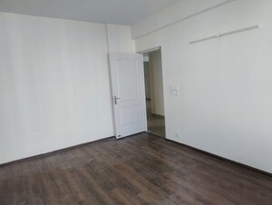 Room in 3 BHK Builder Floor at Behrampur – for Rent