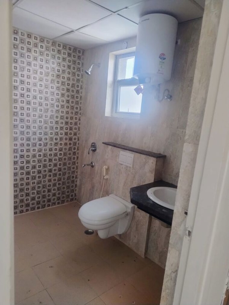 Bathroom, behrampur 3 Bedroom 1750 Sq.Ft. Builder Floor In Behrampur Gurgaon 10274066