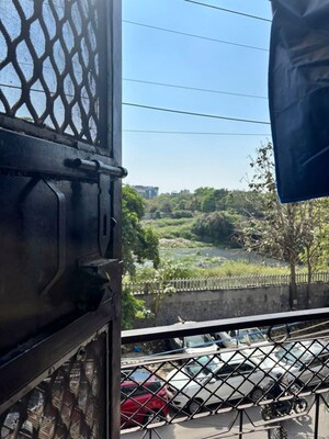 Balcony in 3 BHK Builder Floor at Rohini Sector 16 – for Rent