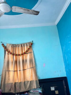 Furnished Amenities in 3 BHK Builder Floor at Rohini Sector 16 – for Rent