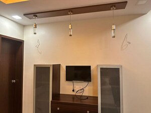Living Room in 3 BHK Apartment at Santacruz West – for Rent