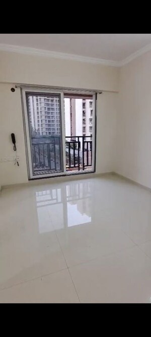 1 BHK Apartment For Rent in Raunak Bliss, Ghodbunder Road