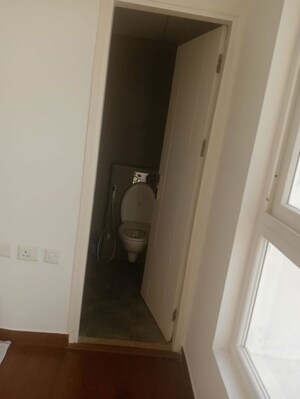 Washroom in 3 BHK Apartment at Mapsko Mount Ville, Sector 79 – for Rent