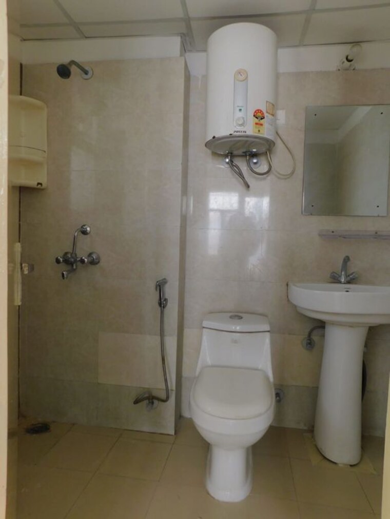 Bathroom, uninav-heights-phase-ii 2 Bedroom 1095 Sq.Ft. Apartment In Raj Nagar Extension Ghaziabad 10262396