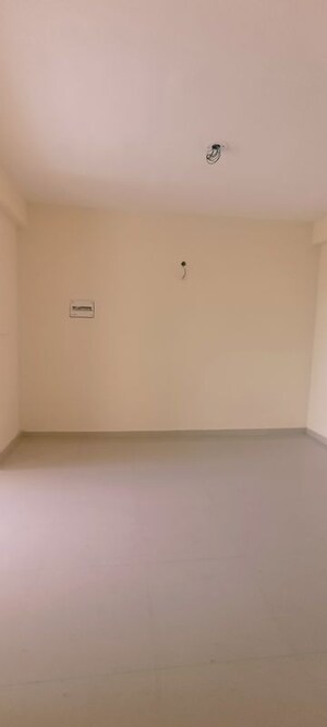 2 BHK Apartment For Rent in Pyramid Midtown, Sector 59