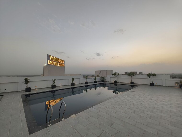Swimming Pool, vardhman-empire-estate 1 Bedroom 446 Sq.Ft. Apartment In Mahapura Jaipur 10273889