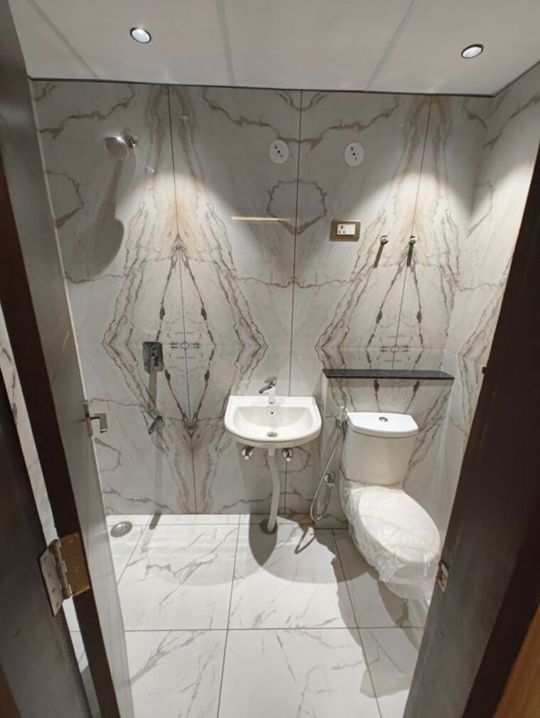 Attached Bathroom, vardhman-empire-estate 2 Bedroom 881 Sq.Ft. Apartment In Mahapura Jaipur 10167735