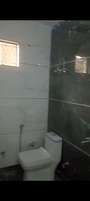 Washroom in 1 BHK Builder Floor at Govindpuri – for Rent