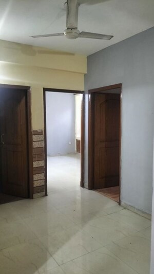 Room in 2.5 BHK Apartment at SRS Royal Hills, Sector 87 – for Rent
