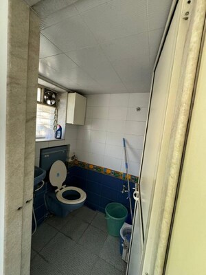 Bathroom in 1 BHK Apartment at Santacruz West – for Rent
