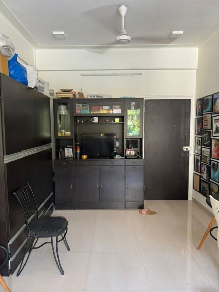 Living Room, santacruz west 1 Bedroom 500 Sq.Ft. Apartment In Santacruz West Mumbai 10274218