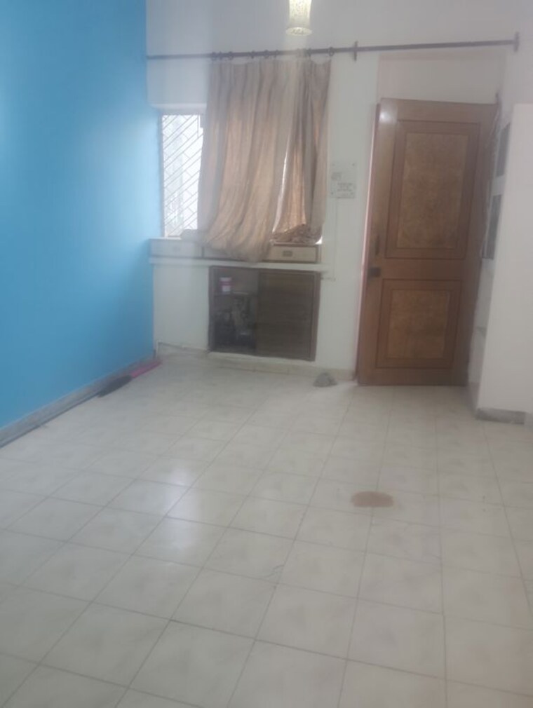 Room, kalkaji 1.5 Bedroom 450 Sq.Ft. Builder Floor In Kalkaji Delhi 10274226