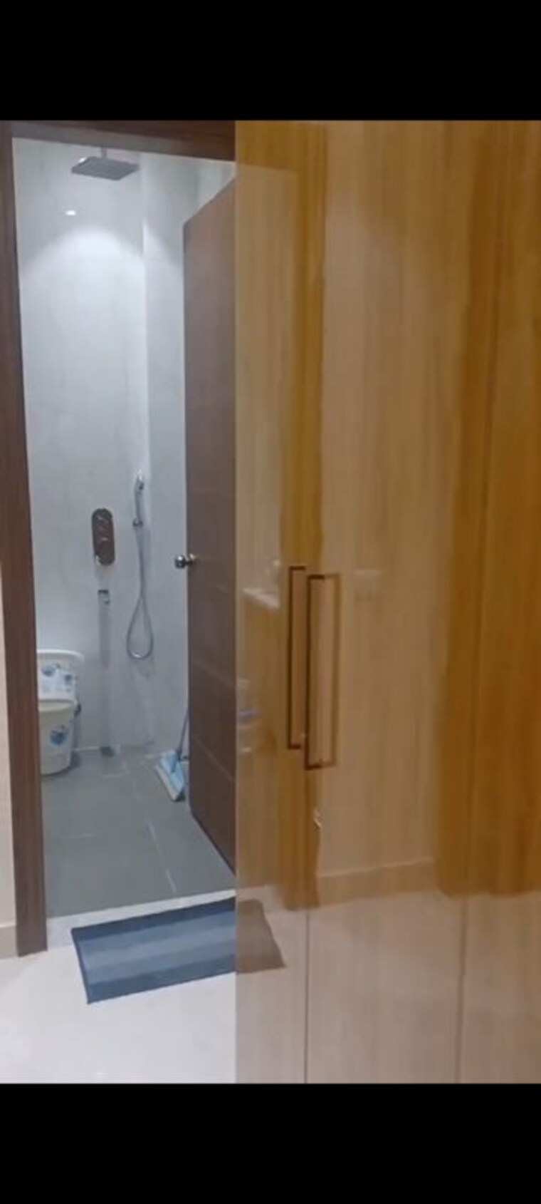 Bathroom, shalimar bagh 3 Bedroom 1500 Sq.Ft. Builder Floor In Shalimar Bagh Delhi 10274233