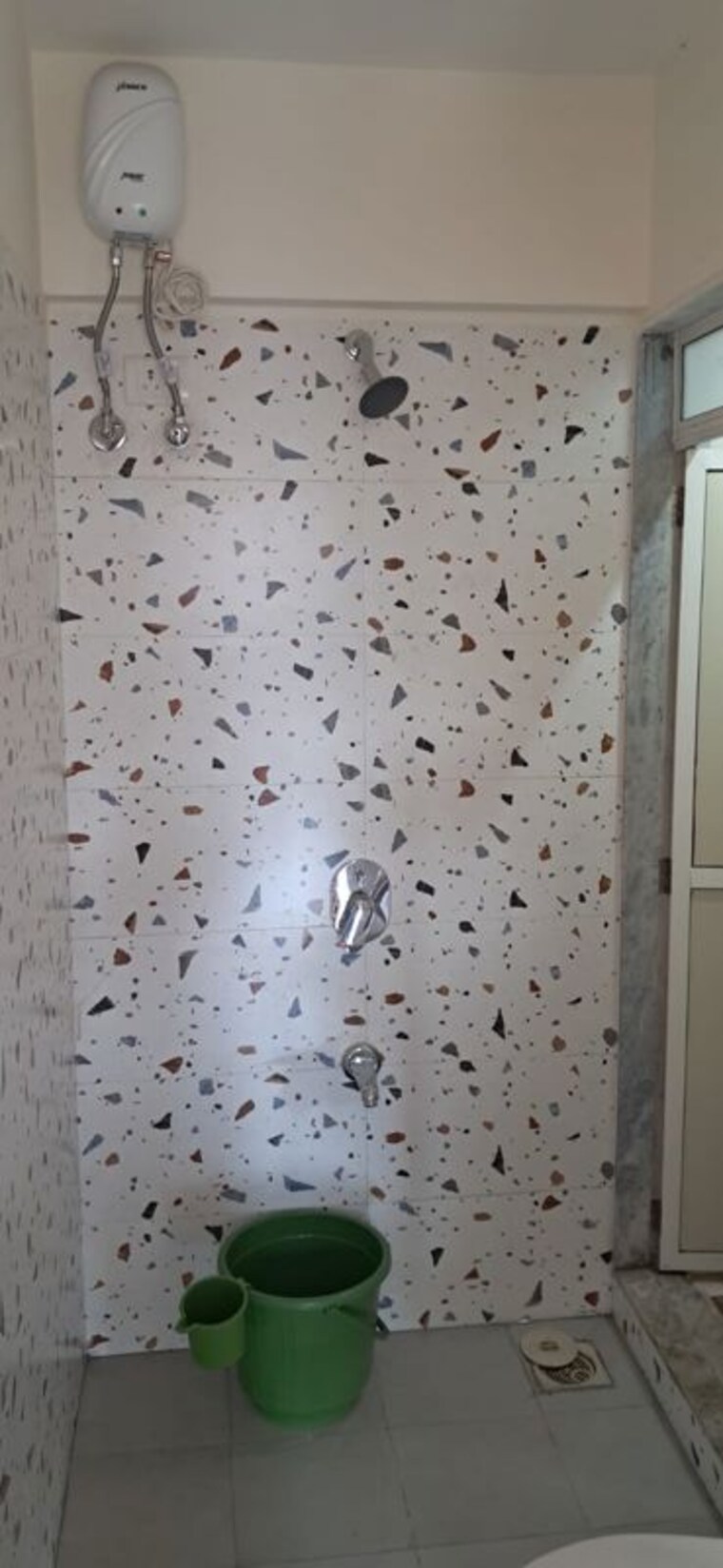 Bathroom, raunak-residency-thane 1 Bedroom 552 Sq.Ft. Apartment In Pokhran Road No One Thane 10274238