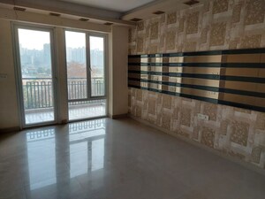 Room in 4 BHK Apartment at Sector 84 – for Rent