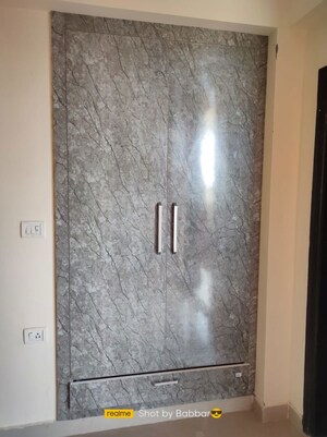 Room in 4 BHK Apartment at Sector 84 – for Rent