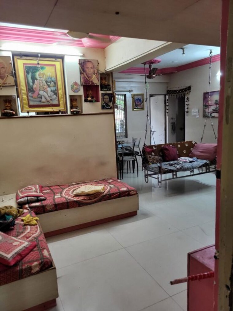 Bedroom, satellite 2 Bedroom 110 Sq.Yd. Apartment In Satellite Ahmedabad 10274241