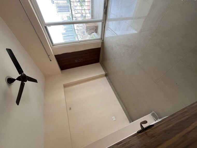 Room, amrapali-dream-valley 1 Bedroom 650 Sq.Ft. Apartment In Tech Zone 4 Greater Noida Greater Noida 10274213