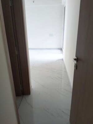 2 BHK Apartment For Rent in Raheja Vistas Phase II, Mohammadwadi