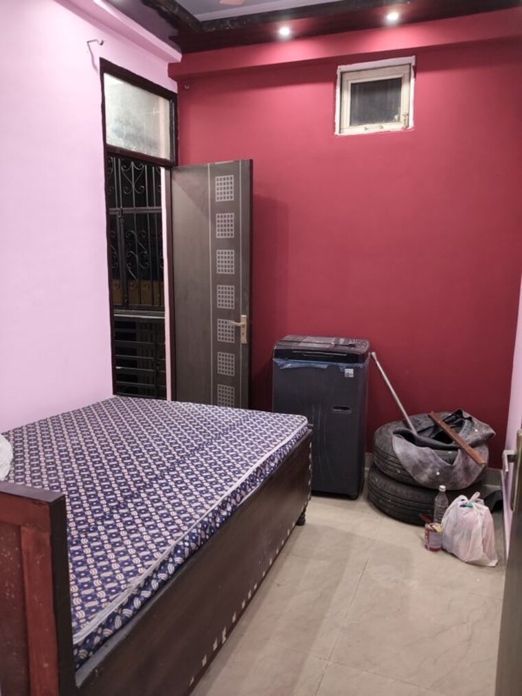 Bedroom, investors-aashiyana 2.5 Bedroom 1150 Sq.Ft. Builder Floor In Sector 70 Noida 10274270