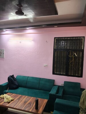 Bedroom in 2.5 BHK Builder Floor at Investors Aashiyana, Sector 70 – for Rent