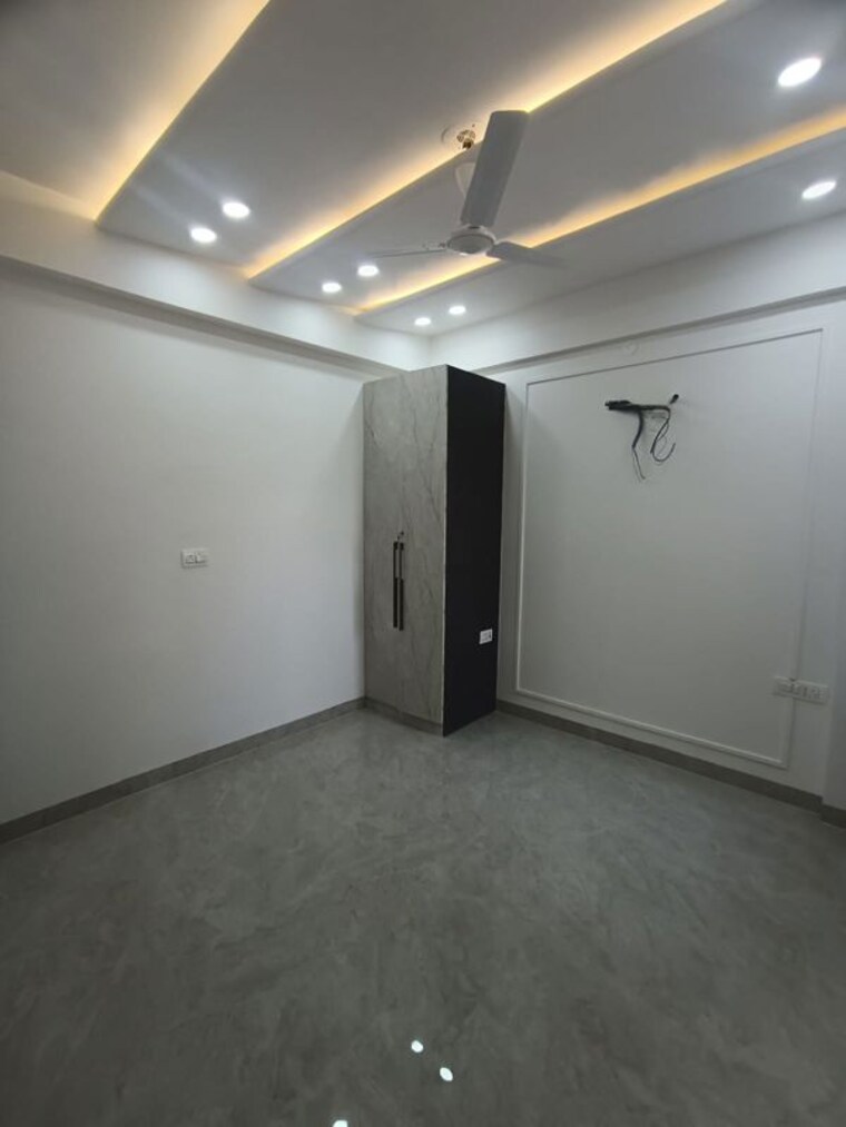 Room, sector 4 dwarka 3 Bedroom 1700 Sq.Ft. Apartment In Sector 4 Dwarka Delhi 10274278