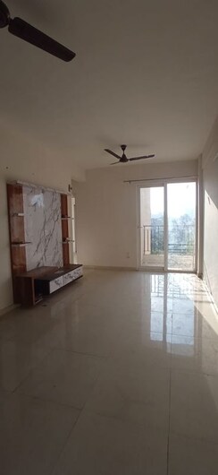 2 BHK Apartment For Rent in Signature Global The Millennia