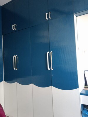 Furnished Amenities in 3 BHK Apartment at Lodha Amara, Kolshet Road – for Rent