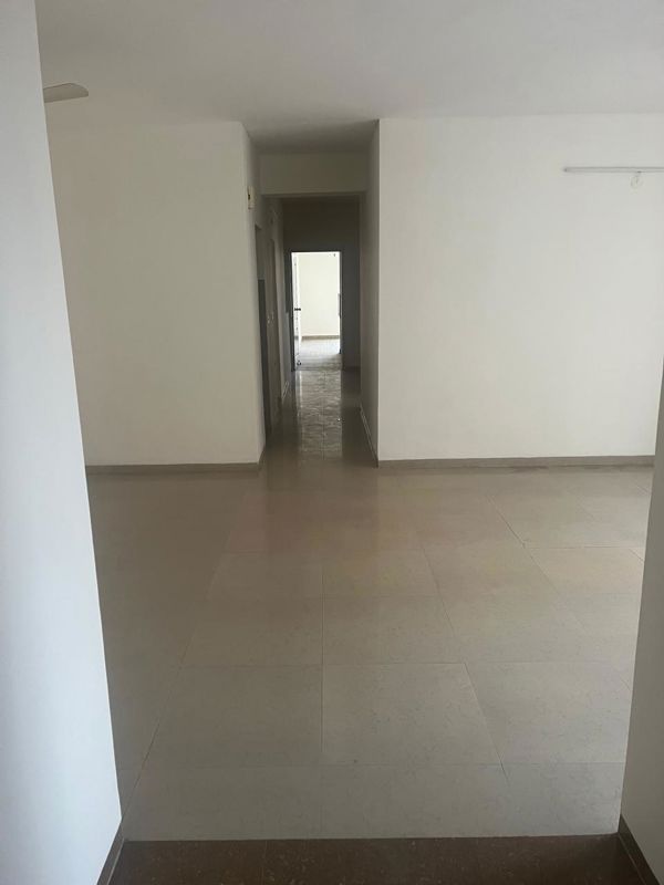 3 BHK 1275 Sq.Ft. Apartment in Unitech Uniworld Gardens