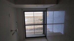 Room in 2 BHK Apartment at Kalpataru Immensa B, Kolshet Road – for Rent
