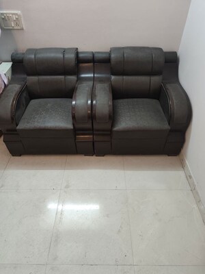 Living Room in 2 BHK Builder Floor at Sapphire Tower, Sector 104 – for Sale