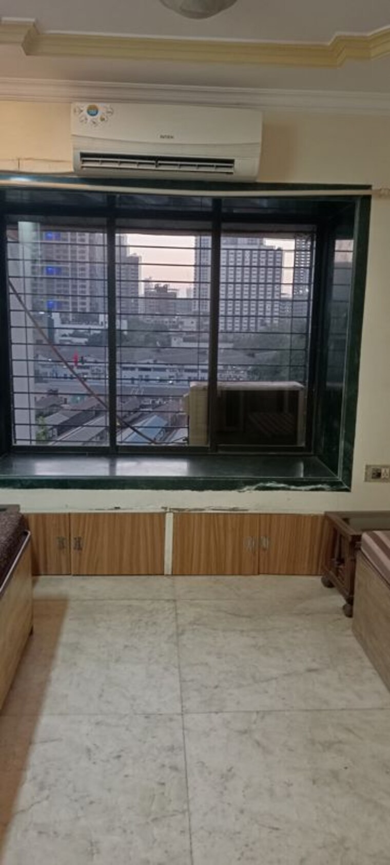 Room, god-gifts-building 1 Bedroom 565 Sq.Ft. Apartment In Lower Parel Mumbai 10274296