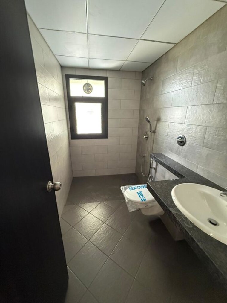 Bathroom, sobha-manhattan-towers-town-park 3 Bedroom 1755 Sq.Ft. Apartment In Hosur Road Bangalore 10274348