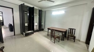 Room in 6+ BHK Independent House at RWA Apartments Sector 12, Sector 12 – for Sale