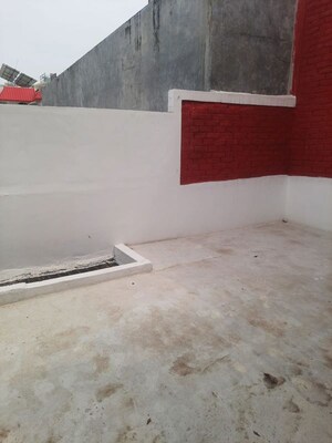 Room in 1.5 BHK Builder Floor at Gomti Nagar – for Rent