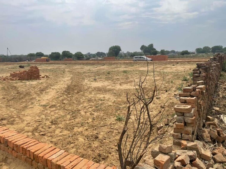 undefined, palm-green  50 Sq.Yd. Plot In Bhanauta Greater Noida 10274354