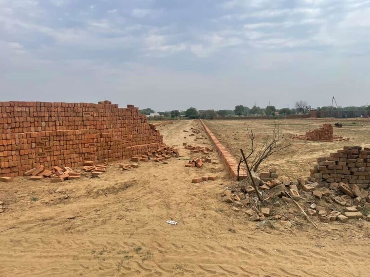 undefined, palm-green  50 Sq.Yd. Plot In Bhanauta Greater Noida 10274354