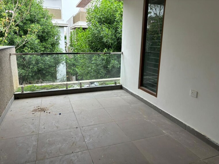 Balcony, dwarakamai-apex-villas 4 Bedroom 3050 Sq.Ft. Villa In Kannamangala Bangalore 10274362