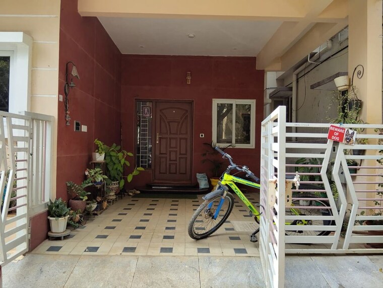  Parking, daadys-gaarden 5 Bedroom 3000 Sq.Ft. Villa In Electronic City Phase ii Bangalore 10274376