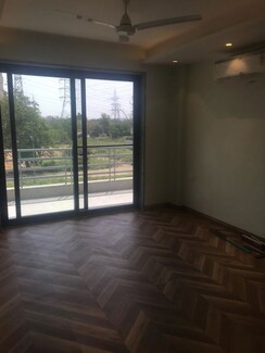 4 BHK + Store Room Builder Floor For Rent in Sector 56