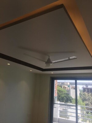 Furnished Amenities in 4 BHK Builder Floor at Sector 56 – for Rent