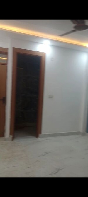 Building Lobby in 4 BHK Builder Floor at Kakrola – for Sale